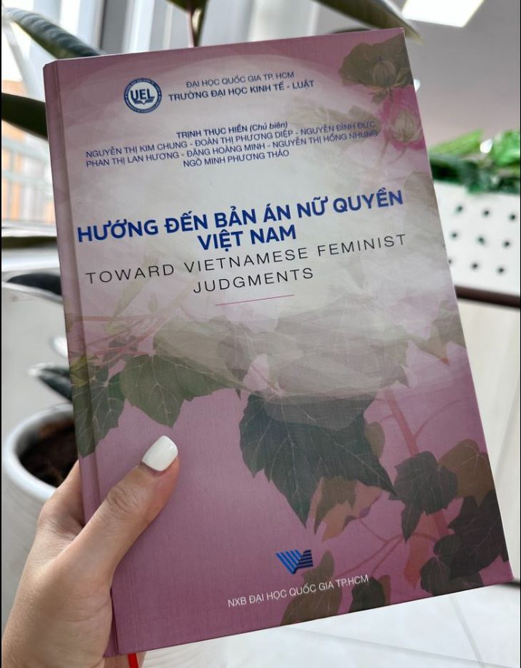 Bản án nữ quyền dưới góc nhìn Việt Nam- Ảnh 1. Bản án nữ quyền dưới góc nhìn Việt Nam- Ảnh 1.